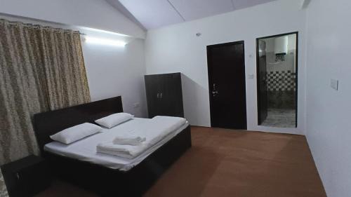 Munsyari House | Peakora homestay