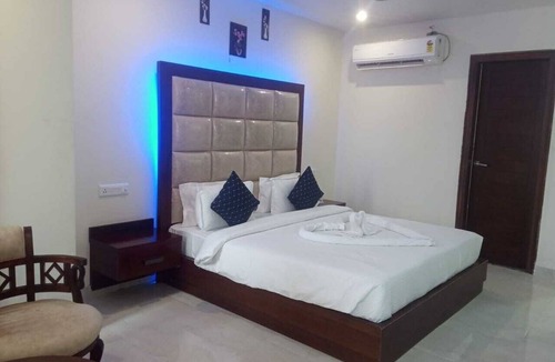 Najibabad Hotel | Pearl Residency