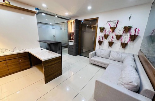 Udaipur City Centre Hotel | Perfect 1-bedroom hotel with AC in gorgeous Udaipur