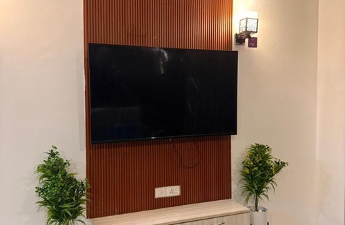 Greater Noida Apartment | Perfect party place, best for couple & Family stay