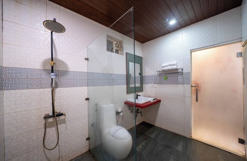 Morjim Hotel | Perfectstayz Koko Maya