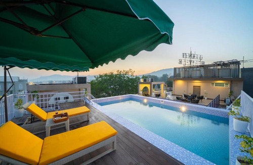 Haridwar Hotel | Perfectstayz Premium Shanti Heritage near Harkipauri