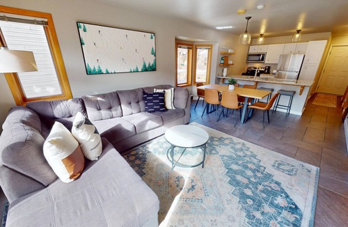 Mountain House Condo | Pet Friendly End Unit! On River Trail! Walk to Festivals, Shops, Dining