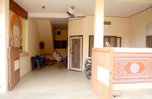 Ujjain Apartment | Pinakin Homestay Near mahakal temple