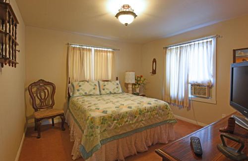 Panaca Bed & Breakfast | Pine Tree Inn