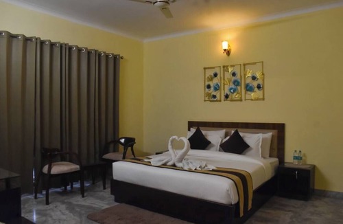 Kumarhatti Hotel | Pinewood Manor Kasauli