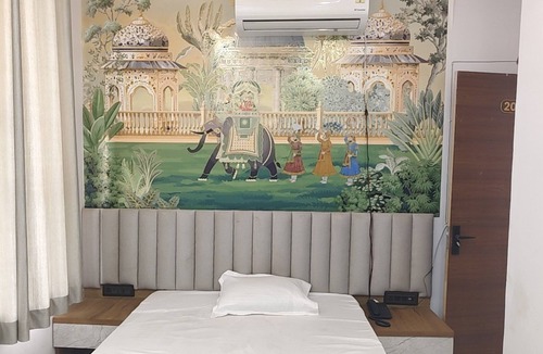 Shri Madhopur Hotel | PKS Hotel & Family Restaurant