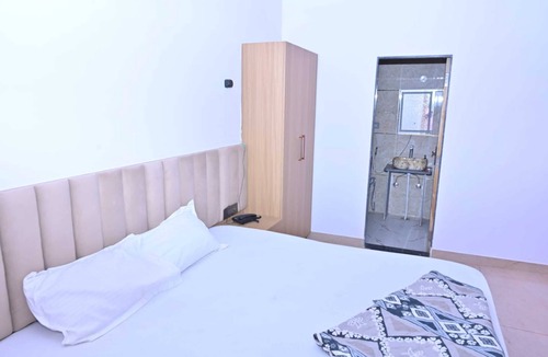 Shri Madhopur Hotel | PKS Hotel & Family Restaurant