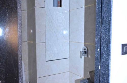 Shri Madhopur Hotel | PKS Hotel & Family Restaurant
