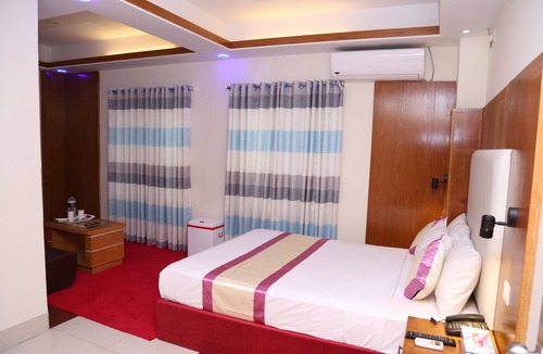 Uttara Hotel | Platinum Hotel Ltd