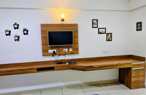 Knowledge Park III House | PLUTO HOMES