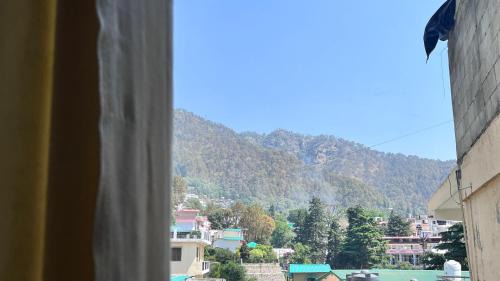 Shyamkhet Apartment | Premium 2BHK near Kainchi Dham