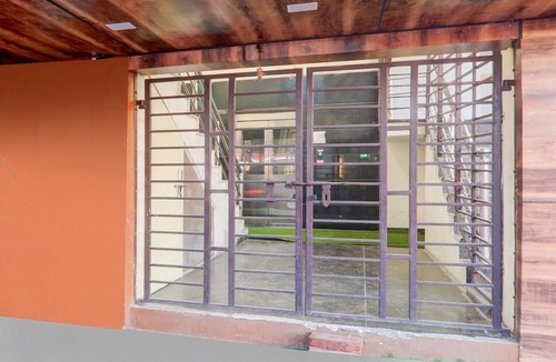 Mohangarh House | Premium Hotel O IIM Road Lucknow