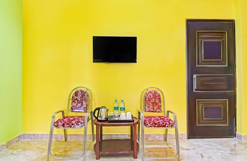 Thakurpukur House | Premium Royal Crown Banquet