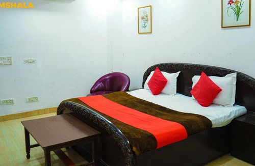 Lajpat Nagar House | Private Room in Premium Villa , Lajpat Nagar
