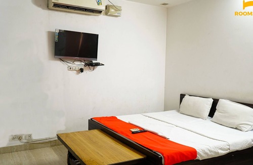 Lajpat Nagar House | Private Room in Premium Villa , Lajpat Nagar