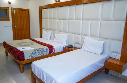 Mahipalpur Bed & Breakfast | private rooms in mahipalpur