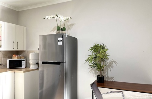 Cherrybrook Apartment | Private Unit underneath a family Home