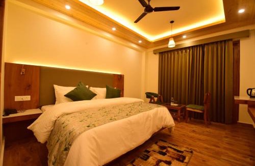 Manali Ski Chalet | Private Villa Alpine Escape 6BHK