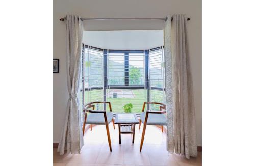 Bhimtal Villa | Private Villa With Lake View