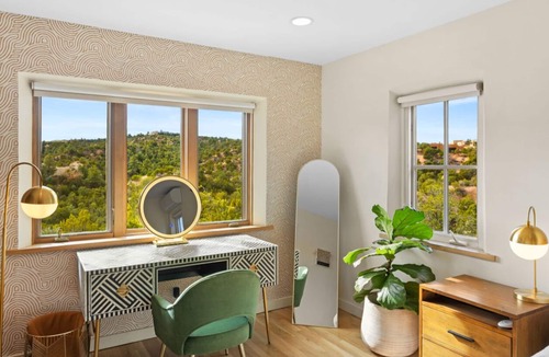 Tesuque House | Pulitzer Hillside Retreat - Hot Tub - Valley Views - Near Plaza & Ski Santa Fe