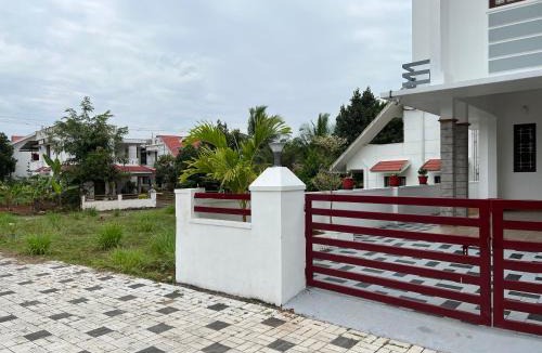 Aranmula Villa | Pullad