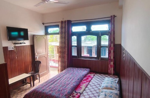 Suja House | Puri Room's in bir