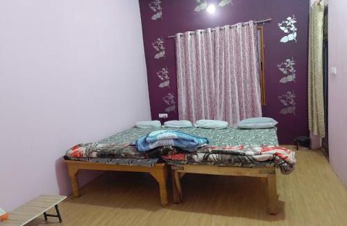 Naini House | Pushpanjali house