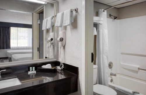 Cairo Hotel | Quality Inn Cairo