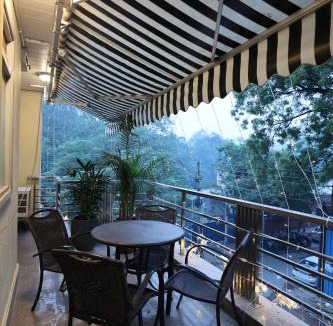 Green Park Villa | R6 Blissful Bangalow