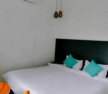 Kaudayala Hotel | Raaviera By The Ganges