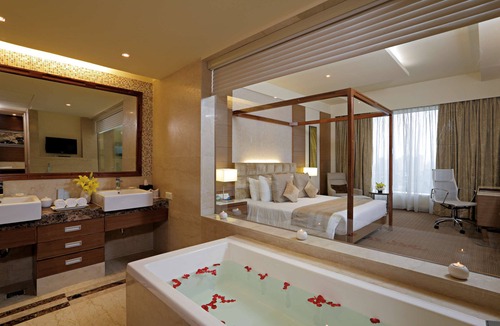 Greater Noida Hotel | Radisson Blu Hotel Greater Noida