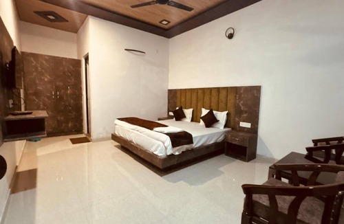 Haridwar Hotel | Rajaji Retreat Resort