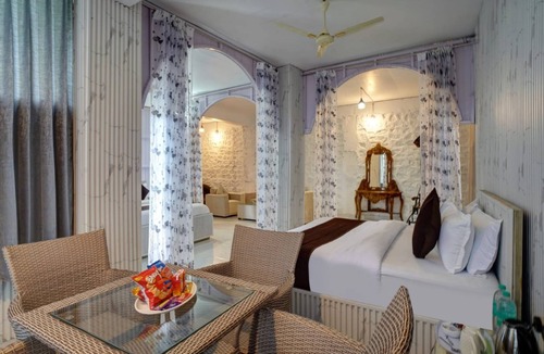 Ramgarh Hotel | Ramgarh Peachwood Resort Nainital