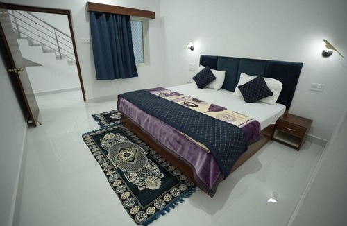 Khajuraho Hotel | Rani homestay রানী হোমস্টে
