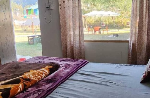 Kasol Resort | Red Leaf Resort & Cafe