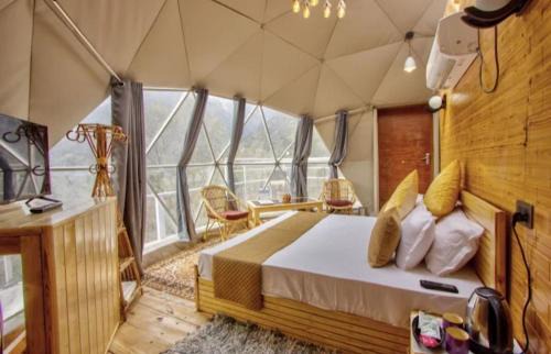 Kullu Hotel | Regal Retreat