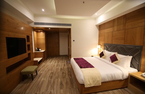 Zirakpur Hotel | Regenta Central Cassia Zirakpur Chandigarh