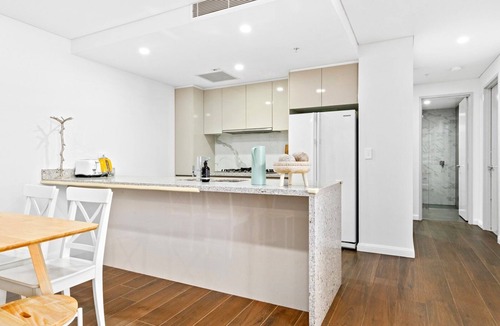 Sydney Olympic Park Apartment | Resort facilities on-site 4 bedroom Apartment Olympic Park