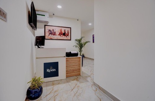 Noida Hotel | Restin Hotel - Spectrum Mall Road - Sector 101