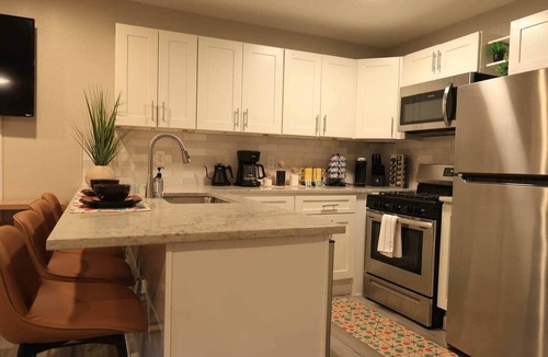 Clarksville Apartment | Retro Oasis