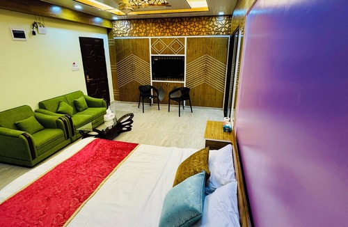 Rangamati Hill District Cabin | Revel in the beauty of lake life