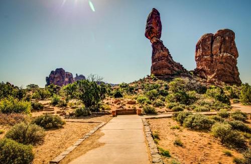 Moab South Valley House | Rim View 4