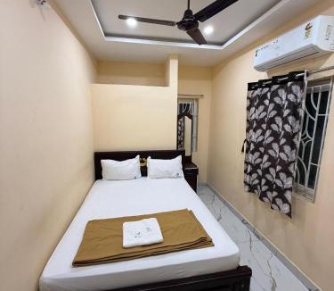 Rameshwaram Hotel | Rishi Residency