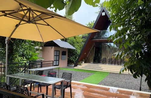Irinjalakuda Villa | Riverdale Athirappilly - A Frame Villa