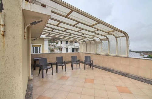 Lonavala House | RK Villa: Mountain Escape w/5 King Beds - Pool & Garden Views - Huge Terrace