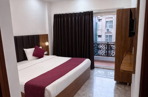 Tapovan Hotel | RNR Retreat Serenity By The Ganges