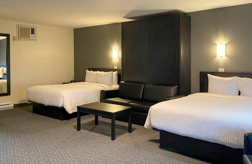Gaspe Hotel | Rodeway Inn