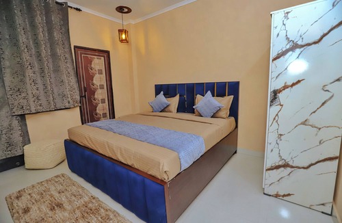 Lajpat Nagar Hotel | Roomshala 112 Hotel Blissbourn
