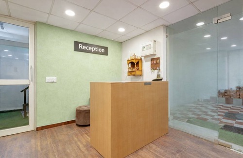 Karol Bagh Hotel | Roomshala Karol Bagh - Opp Max Hospital